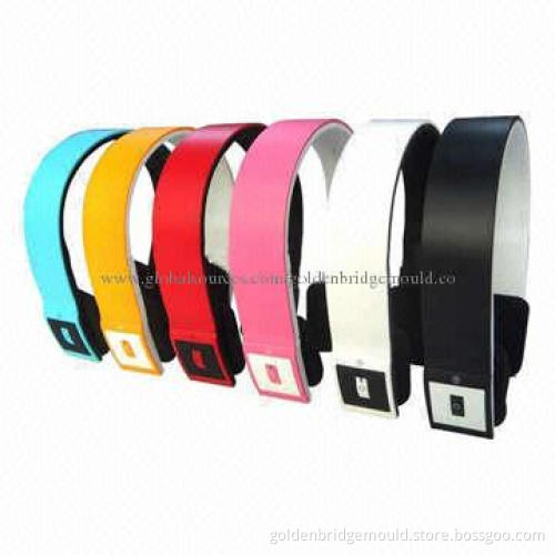 Bluetooth Headsets for Fashionable Design, Sized 74*74*46mm, 10 Hours Talk Time